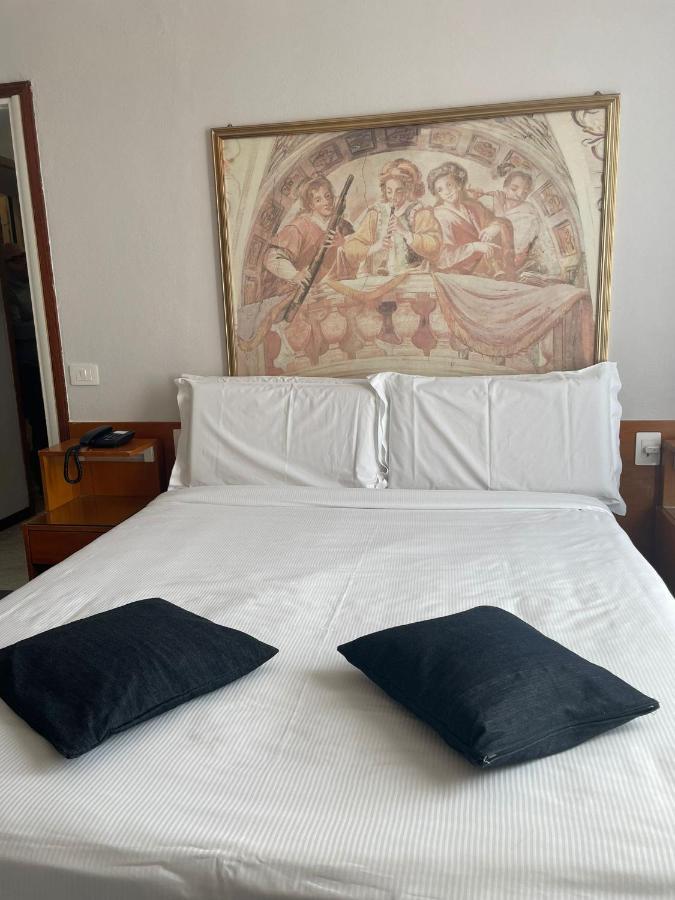 La Bussola Hotel 3*